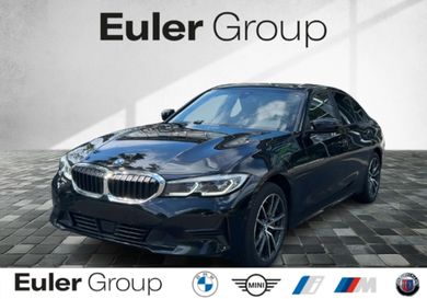BMW 330, 2021
