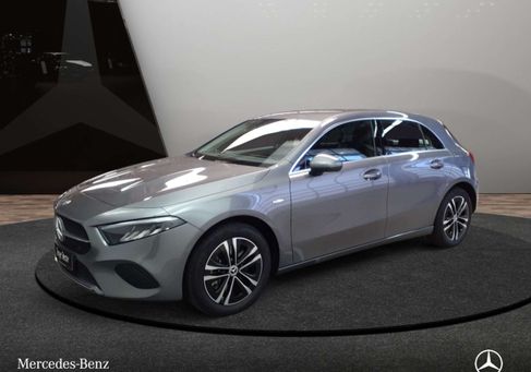 Mercedes-Benz A 250, 2026