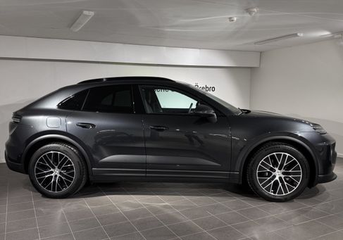 Porsche Macan, 2025