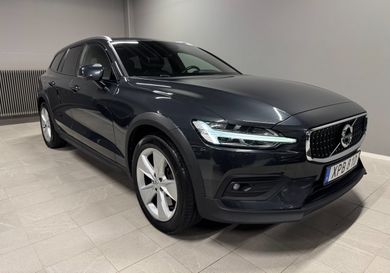 Volvo V60 Cross Country, 2019