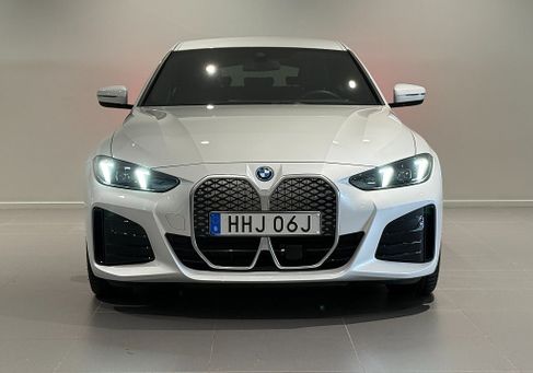 BMW i4, 2025