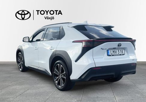 Toyota bZ4X, 2022
