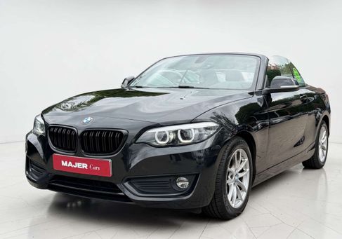 BMW 218, 2021