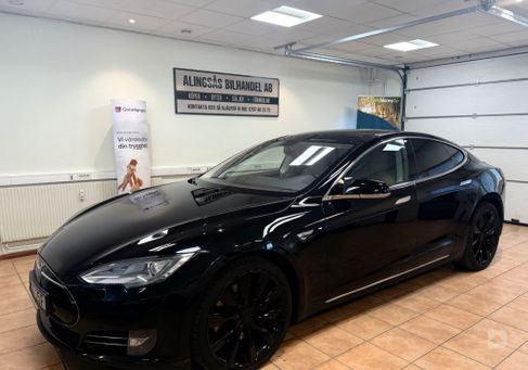 Tesla Model S, 2014