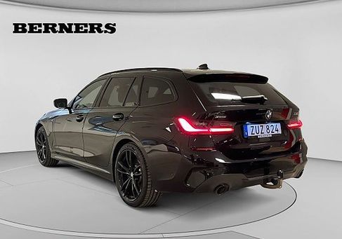 BMW 330, 2021