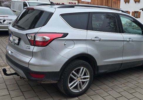 Ford Kuga, 2019