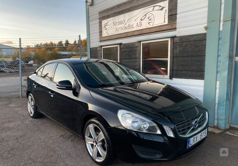 Volvo S60, 2011