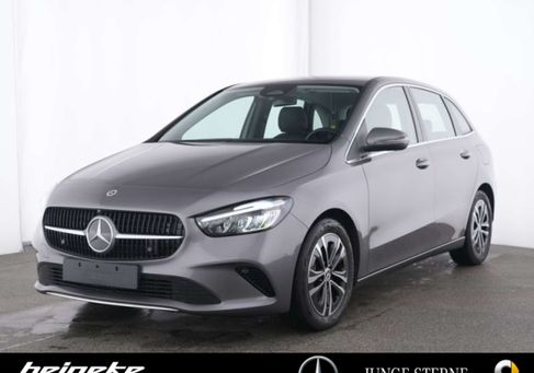 Mercedes-Benz B 180, 2025 2