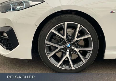 BMW 220, 2023 3