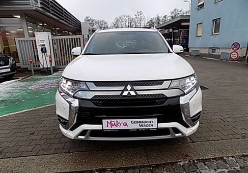 Mitsubishi Outlander, 2020
