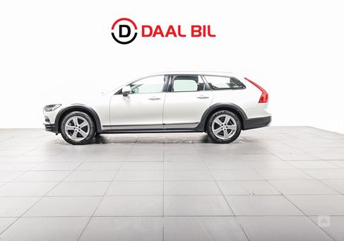 Volvo V90 Cross Country, 2020