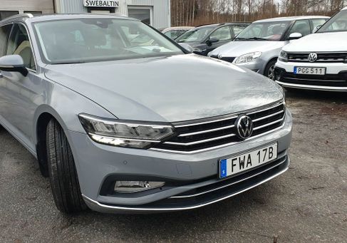 Volkswagen Passat Variant, 2023