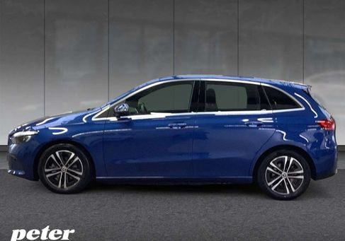 Mercedes-Benz B 200, 2023