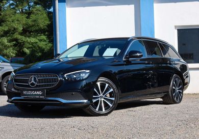 Mercedes-Benz E 300, 2022