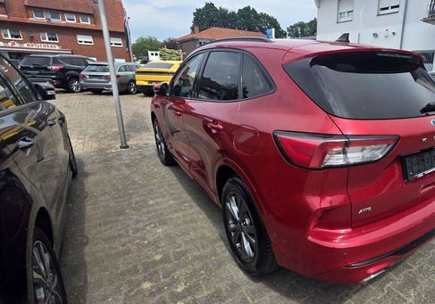 Ford Kuga, 2021