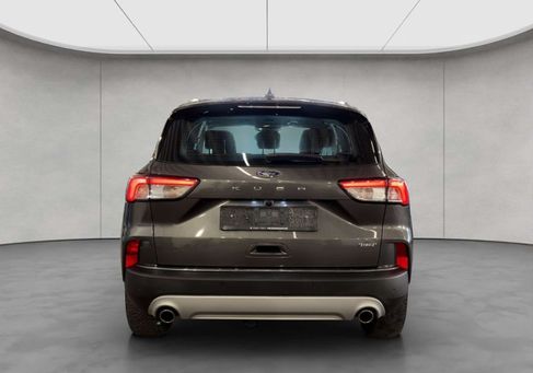 Ford Kuga, 2022