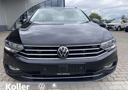 Volkswagen Passat, 2023