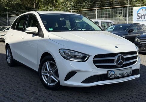 Mercedes-Benz B 180, 2020 2