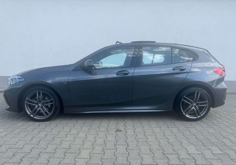 BMW 118, 2020