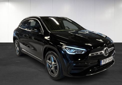 Mercedes-Benz GLA 250, 2021
