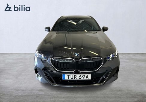 BMW 530, 2026