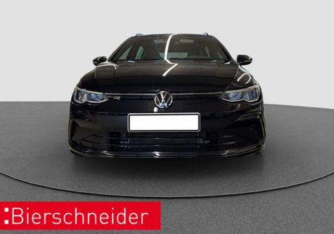 Volkswagen Golf, 2022