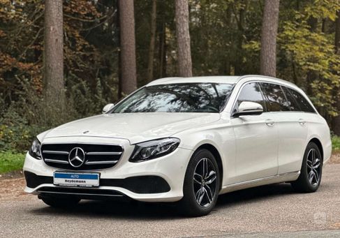 Mercedes-Benz E 220, 2017