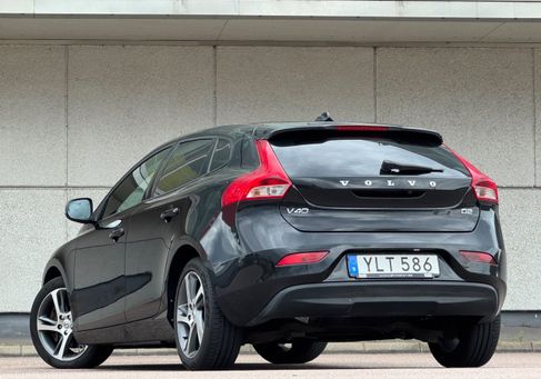 Volvo V40, 2018