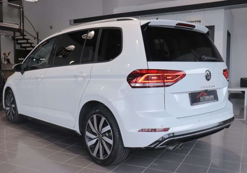 Volkswagen Touran, 2023 3