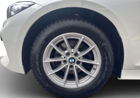 BMW 320, 2023