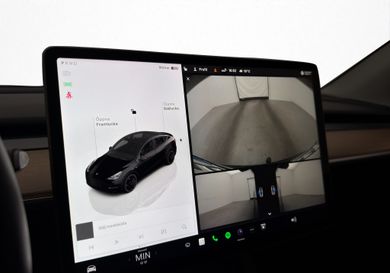 Tesla Model Y, 2022