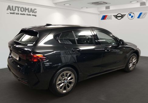 BMW 120, 2025