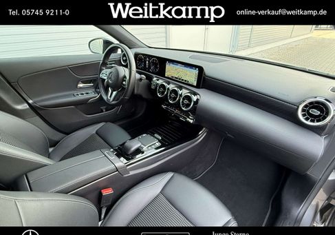 Mercedes-Benz A 220, 2022