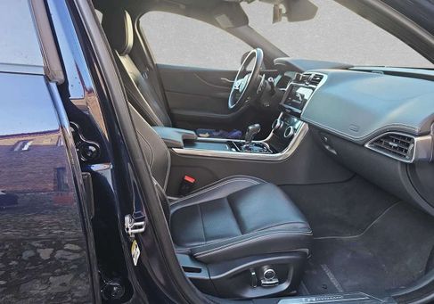 Jaguar XE, 2020