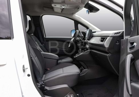 Renault Kangoo, 2025