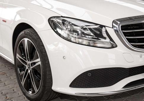 Mercedes-Benz C 300, 2021