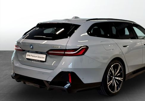 BMW 530, 2026
