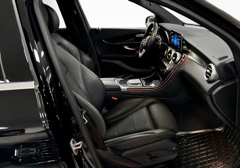 Mercedes-Benz GLC 300, 2022