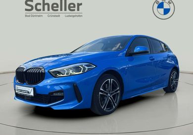 BMW 120, 2022