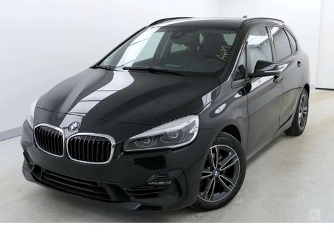 BMW 220, 2021