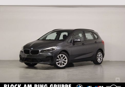 BMW 225, 2021