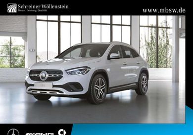 Mercedes-Benz GLA 200, 2021