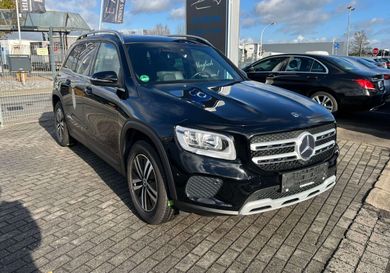Mercedes-Benz GLB 180, 2022