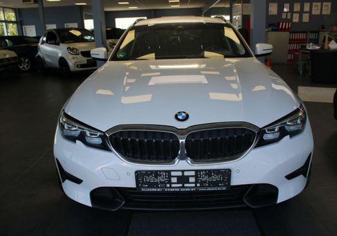 BMW 318, 2020