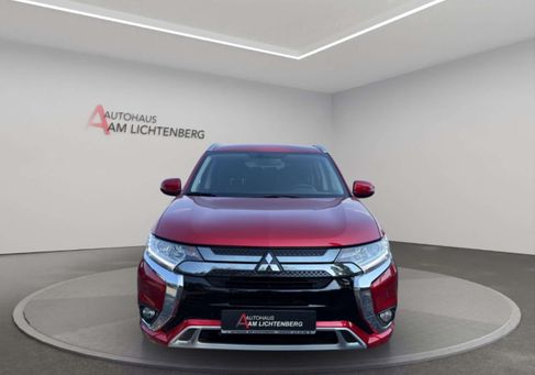 Mitsubishi Outlander, 2021