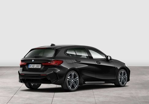 BMW 118, 2023 2