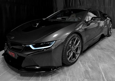 BMW i8, 2017