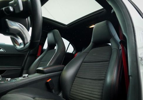 Mercedes-Benz A 45 AMG, 2016