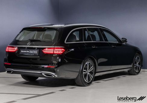Mercedes-Benz E 200, 2022 2