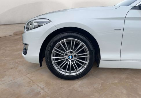 BMW 218, 2018
